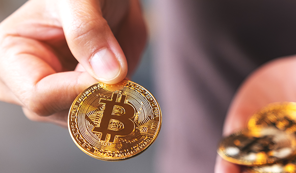 Ez volna a pénz jövője? Kriptovaluták és digitális jegybankpénzek
