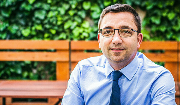 „Fontos, hogy időben le tudjuk csukni a laptopot, legyenek meg a keretei és határai a munkaidőnek”